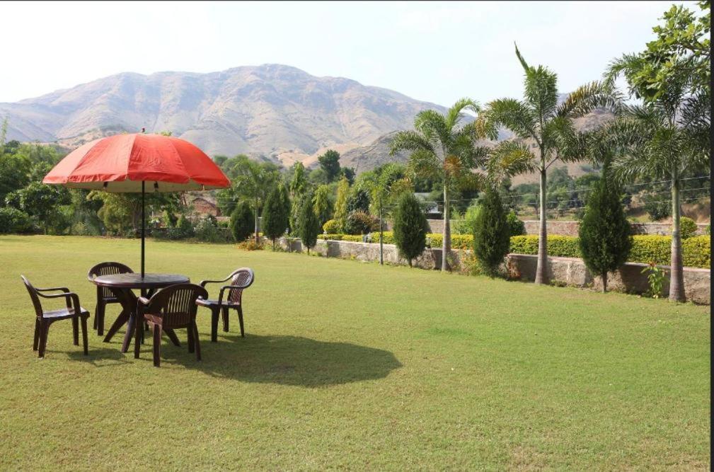 Meera Valley Resort By Nexottel Udaipur Exterior foto
